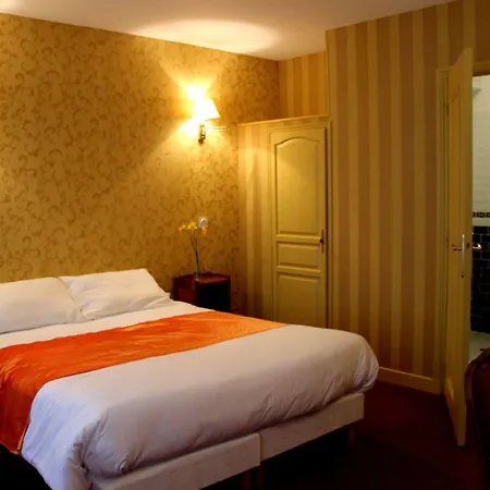 Rabelais Hotel 2*